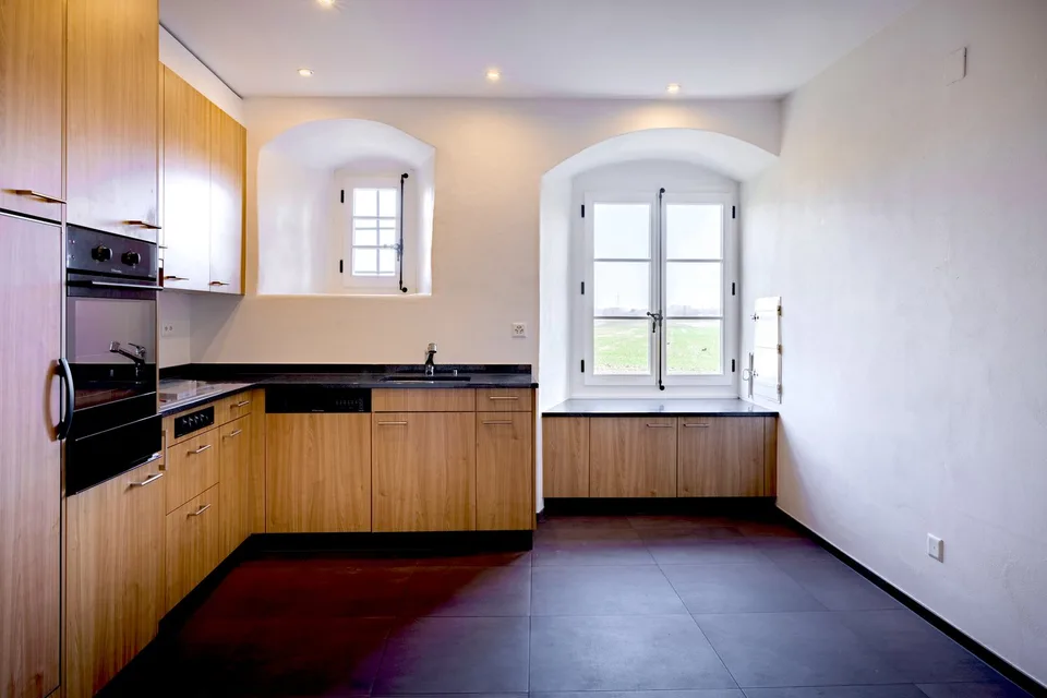 Geschichtsträchtiges Reiheneckhaus mit Einliegerwohnung – Foto 7 von 11