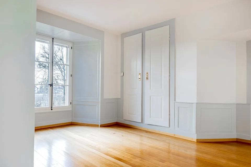 Geschichtsträchtiges Reiheneckhaus mit Einliegerwohnung – Foto 6 von 11