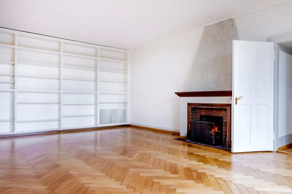 Geschichtsträchtiges Reiheneckhaus mit Einliegerwohnung