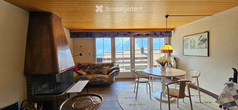 Charmante 2.5-Zimmer-Wohnung mit Bergblick