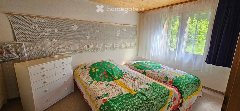 Charmante 2.5-Zimmer-Wohnung mit Bergblick