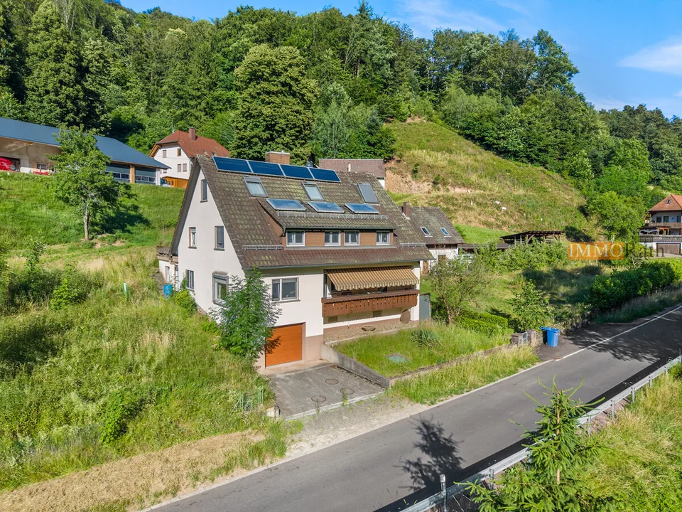 IMMORath.de  Mehrfamilienhaus in naturnaher Alleinlage und großzügige