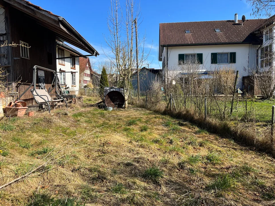 Terreno edificabile a Zihlschlacht – 1'367 m² nella zona del villaggio (D2)