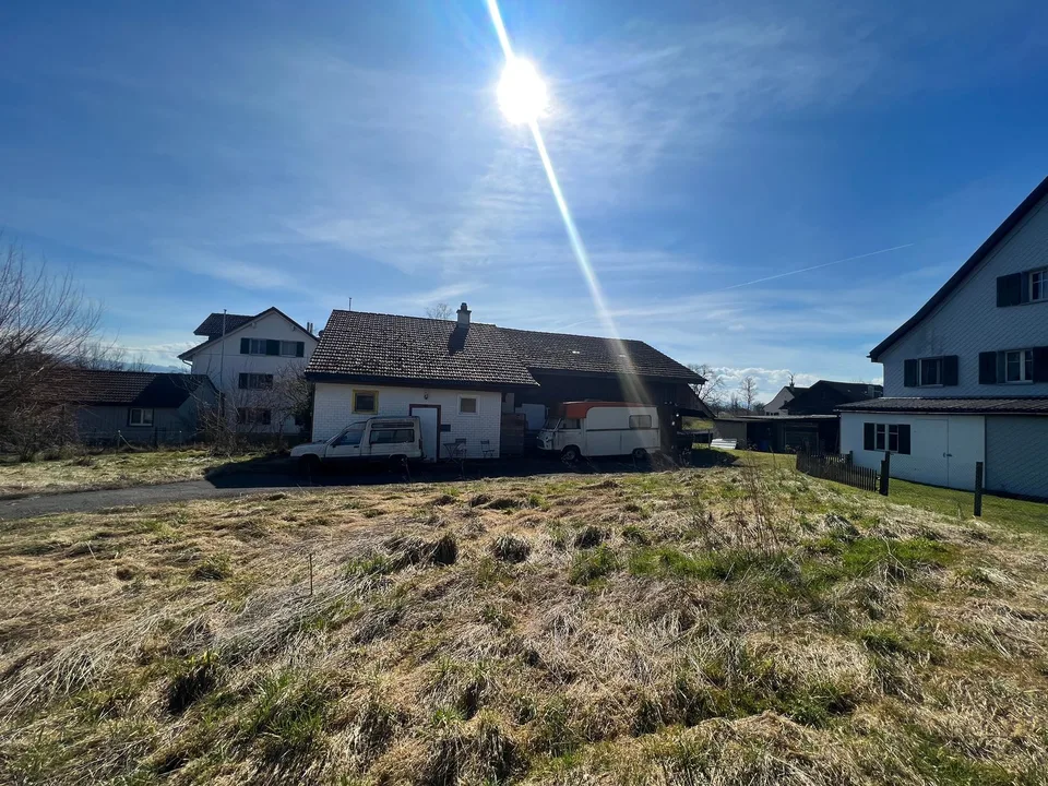 Terreno edificabile a Zihlschlacht – 1'367 m² nella zona del villaggio (D2)