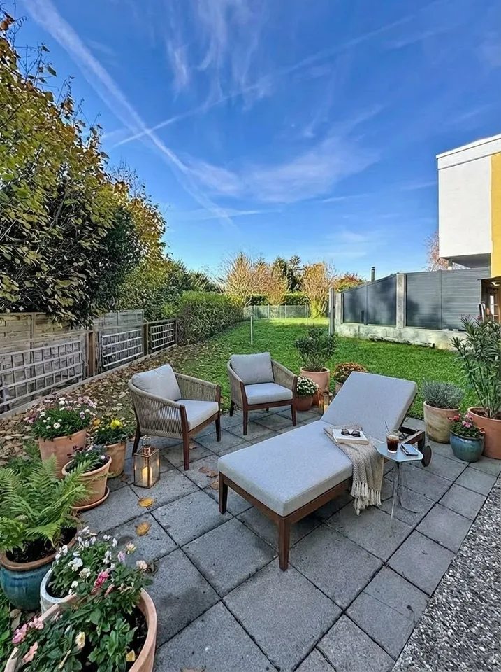 Villa jumelée de 5.5 pces Récemment rénovée A 2 pas de tout !
