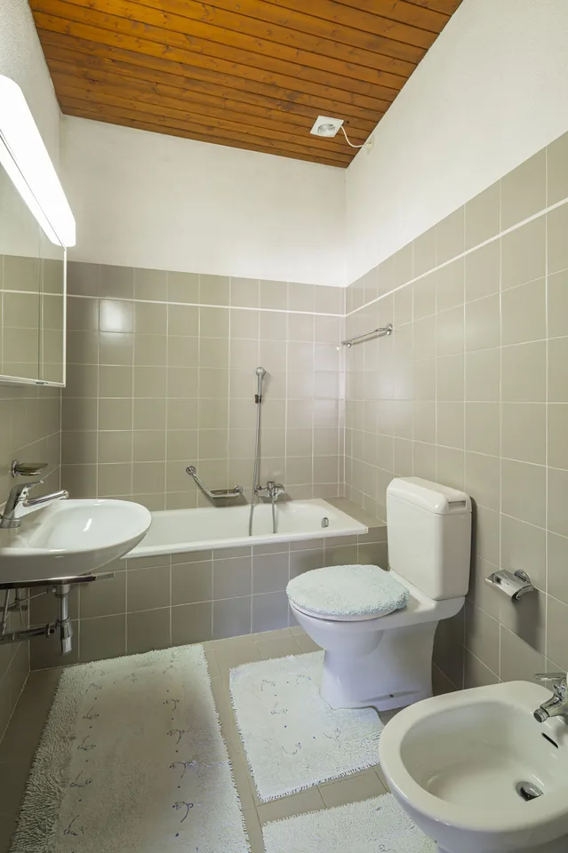 Casa dangolo con camino e piscina comune | Eckhaus mit Cheminée und G
