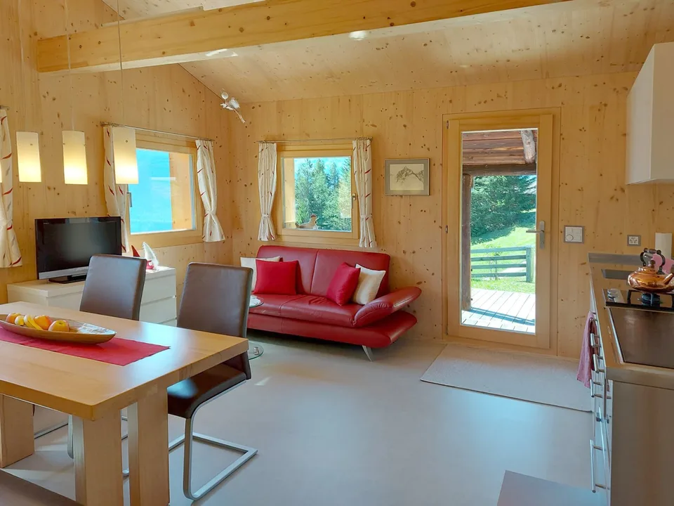 RESERVIERT Luxuriöses Maiensäss an Toplage mit Panoramasicht bei Davos – Foto 6 von 12