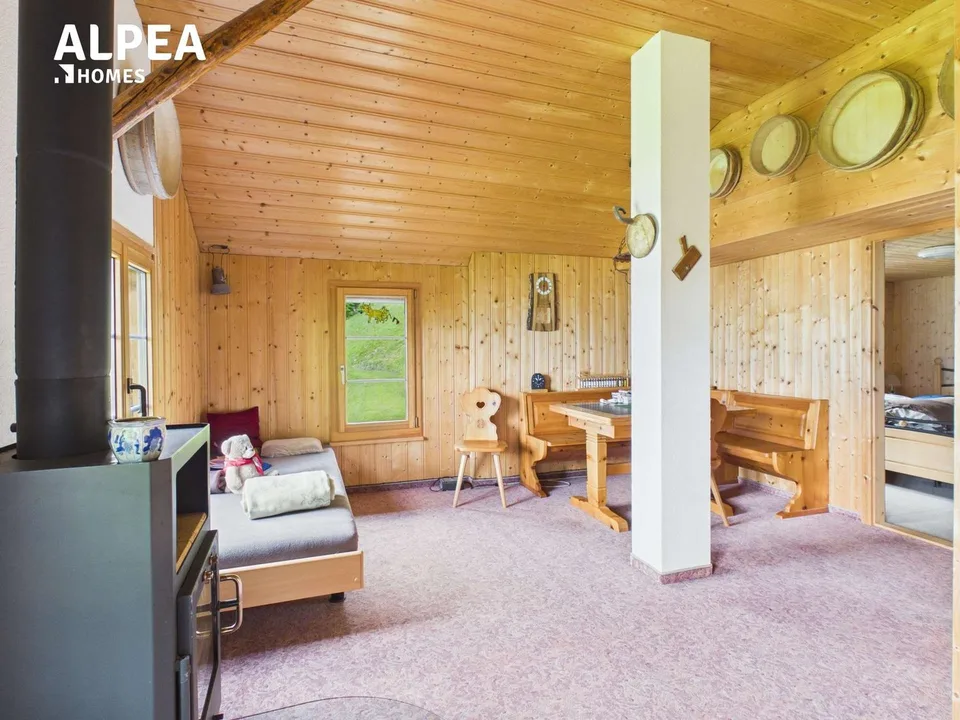Chalet-Chic with Mountain Panorama