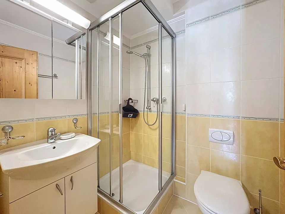 PLANS-MAYENS - Charmantes 2.5 Zimmer-Wohnung nur zwei Schritte von den Skipisten entfernt