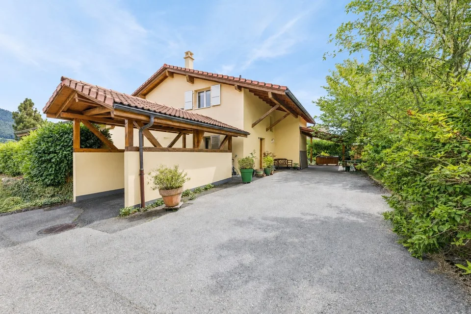 Villa indipendente con vista libera