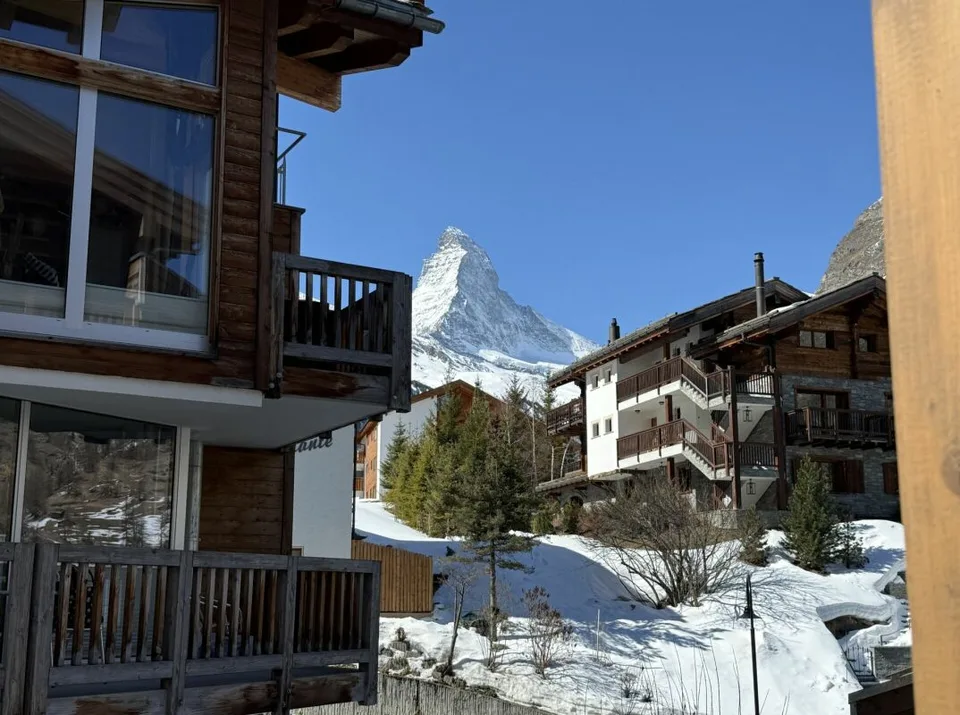 Traumhafte Wohnung mit Blick auf das Matterhorn - Ihr persönliches Paradies zum Wohlfühlen! - Primary Residence -