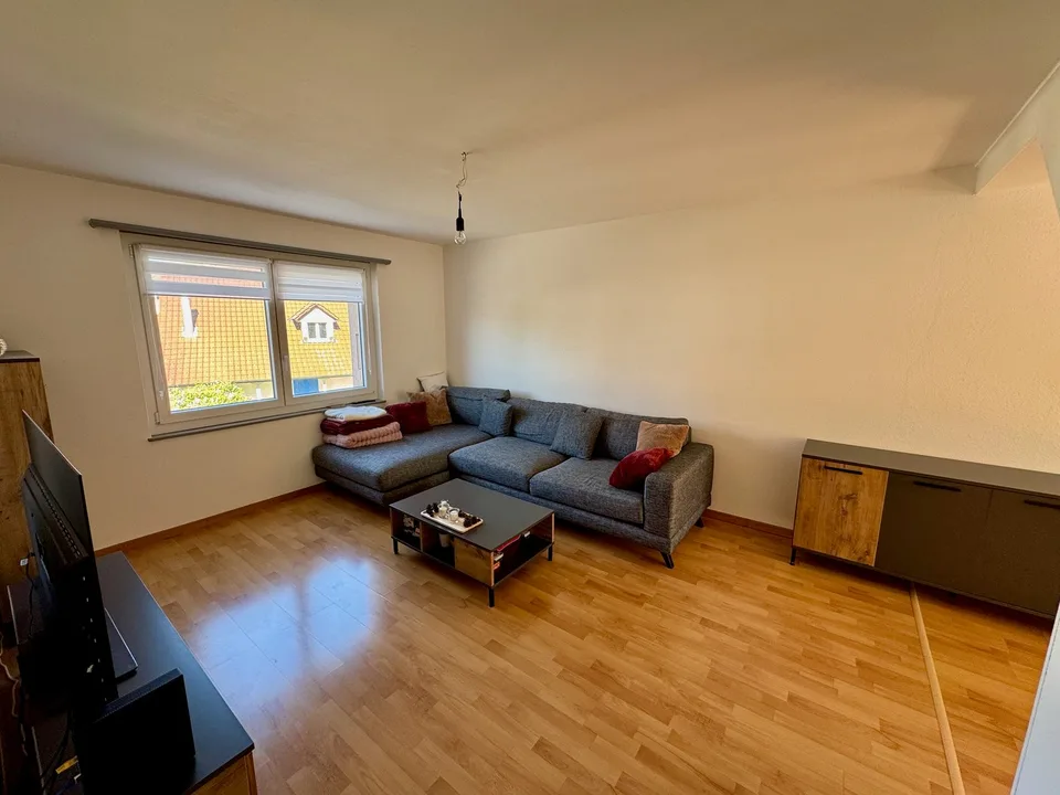Bellissimo appartamento di 4 locali al 1° piano