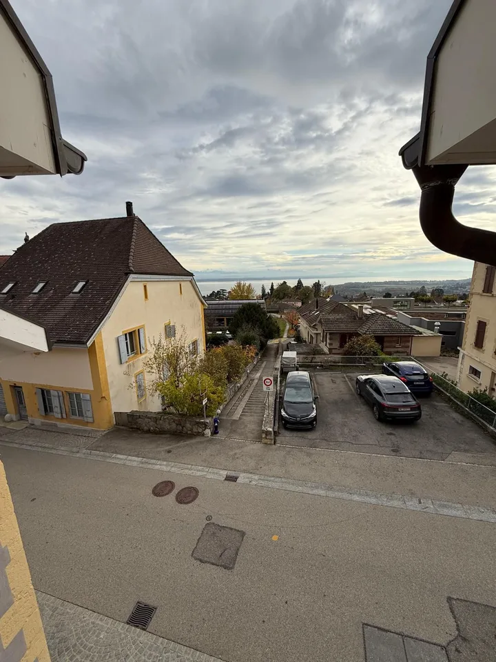 Appartamento con 3.5 locali e vista sul lago