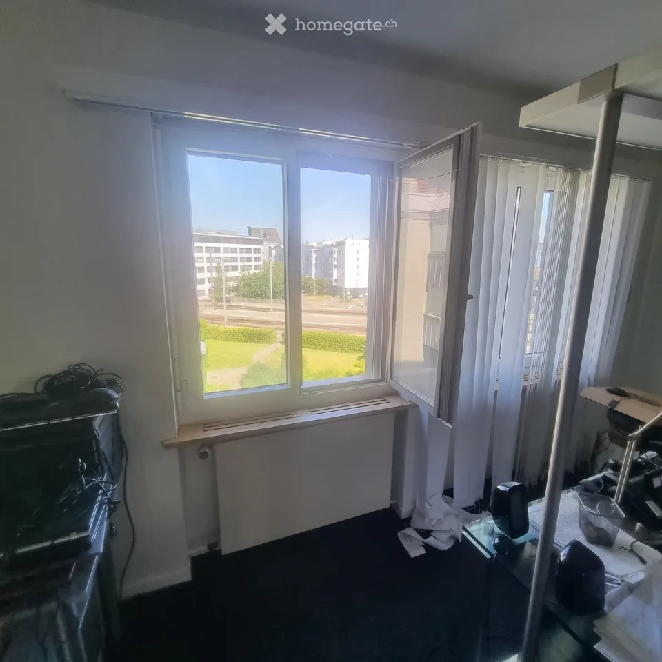 Büroraum mit Infrastrukturmitbenutzung in Toplage von Zug