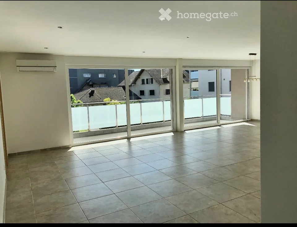 WG-Zimmer in einer 4.5Zimmer Wohnung Zu vermietet