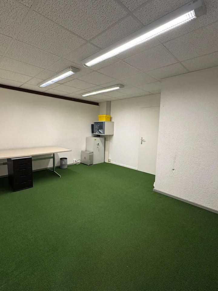 Ufficio luminoso di 3.5 locali a Préverenges
