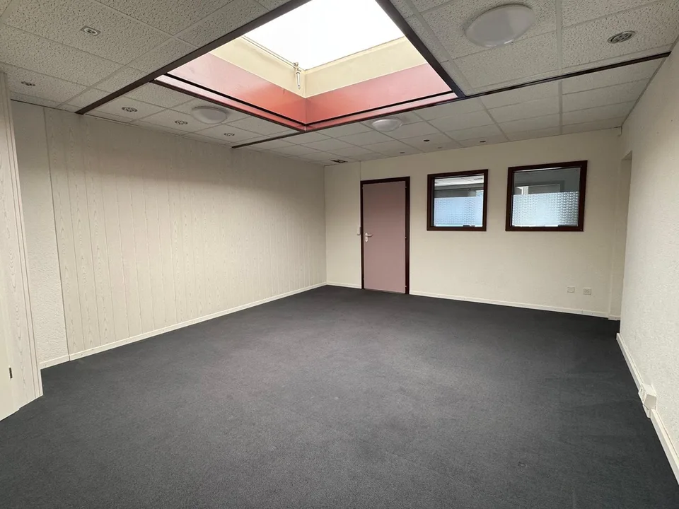 Bureau lumineux de 3.5 pièces à Préverenges