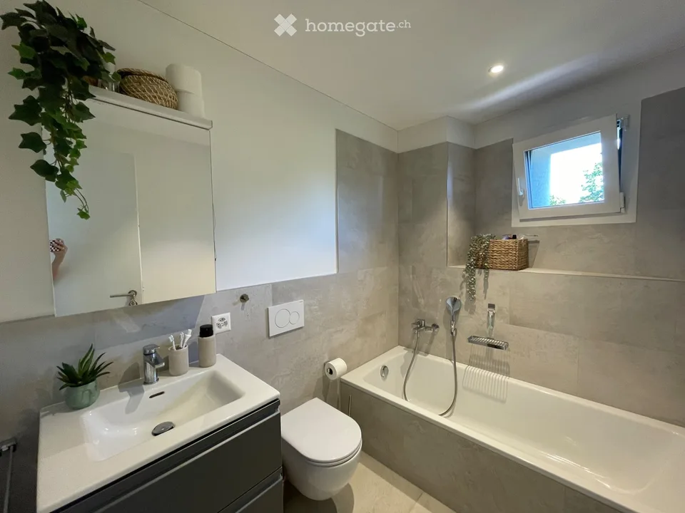 Helles 3.5-Zimmer-Apartment in Cassina d'Agno