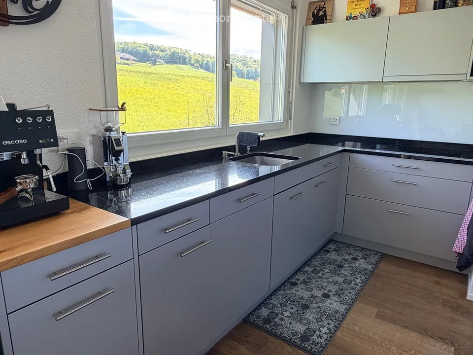 Appartamento maisonette 4.5 locali con vista mozzafiato