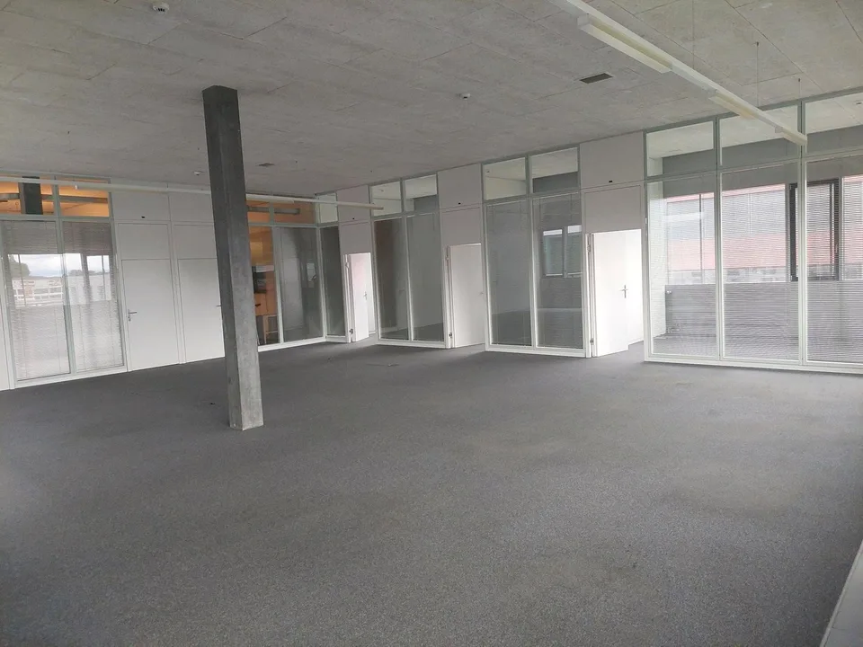Surface administrative de 160m2-Yverdon-les-Bains