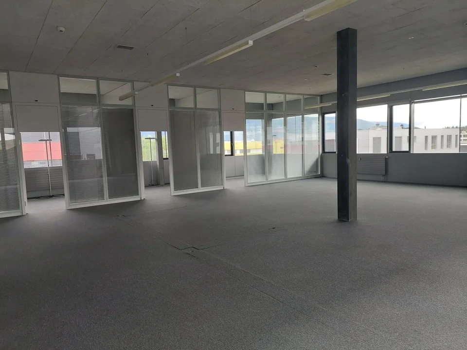 Verwaltungsfläche von 160m2-Yverdon-les-Bains