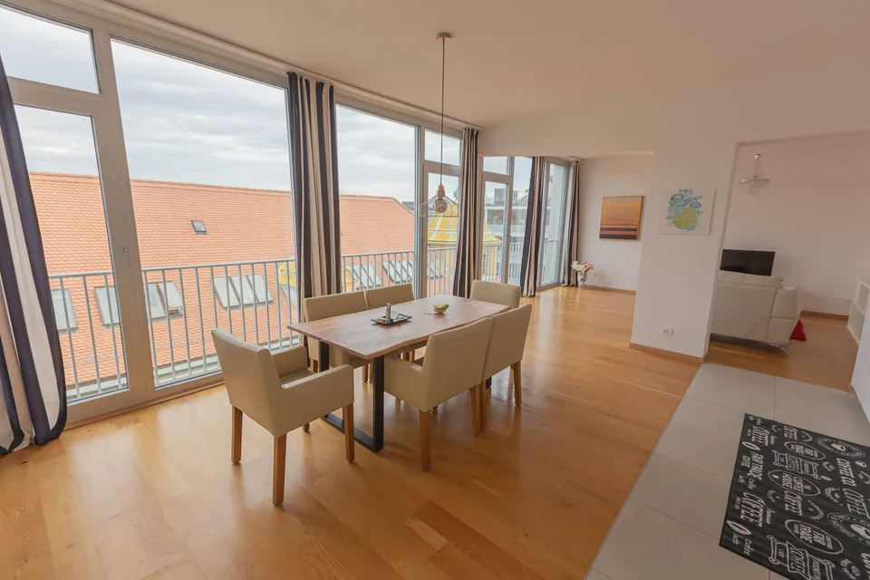 Luxuriöse möblierte 2.5-Zimmer-Wohnung mit Service im Zentrum von Biel – foto 13 di 16