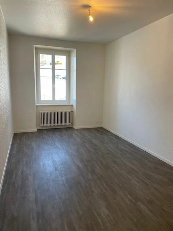 Appartamento di 3 locali al 1° piano - Rue de l'Hôtel de Ville 109, La Chaux-de-Fonds