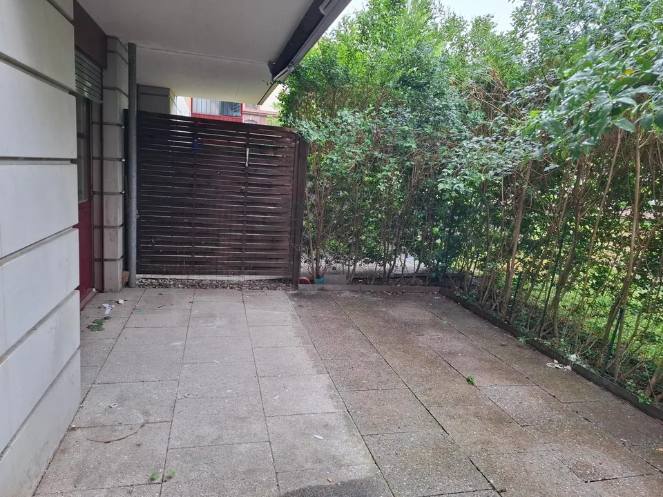 Charmante 1.5-Zimmer-Wohnung in Basel mit Gartensitzplatz