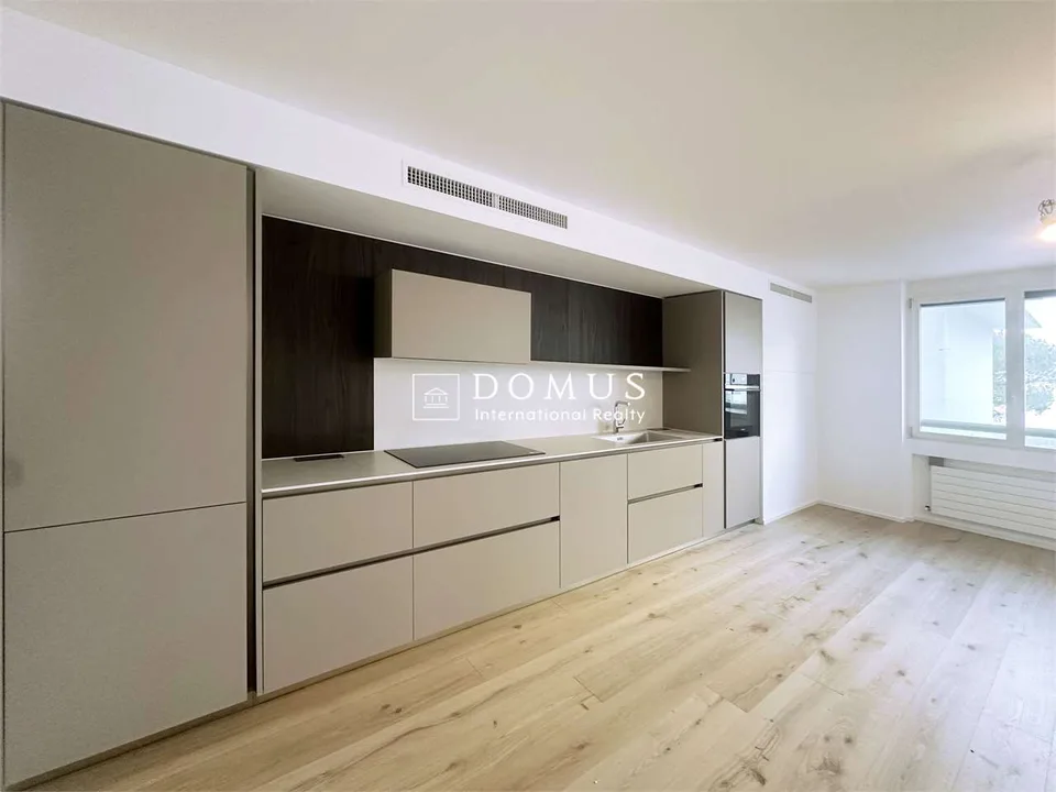 Nuovo ed Elegante 4.5 Locali Fronte Lago