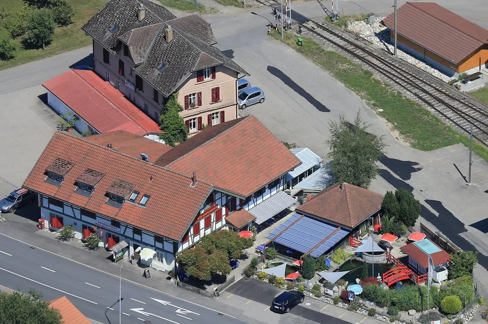 Emmental: Restaurant mit Gäste-Zimmer an bester Lage zu verpachten