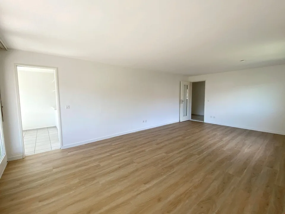 1.MIETZINS GRATIS - Familienwohnung
