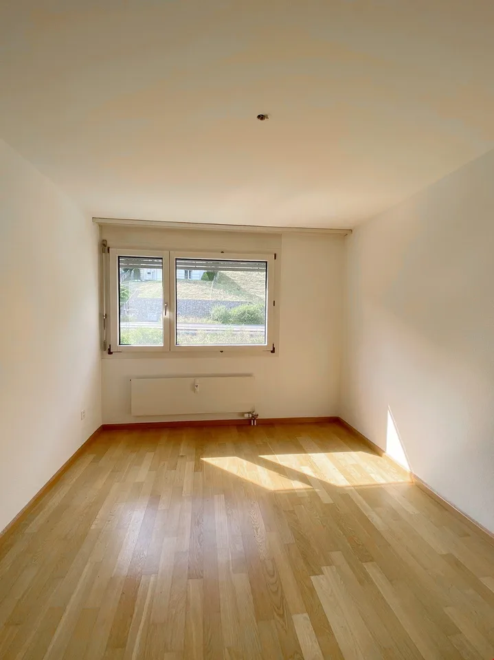 1.MIETZINS GRATIS - Familienwohnung
