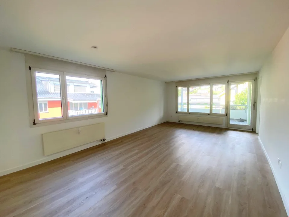 1.MIETZINS GRATIS - Familienwohnung