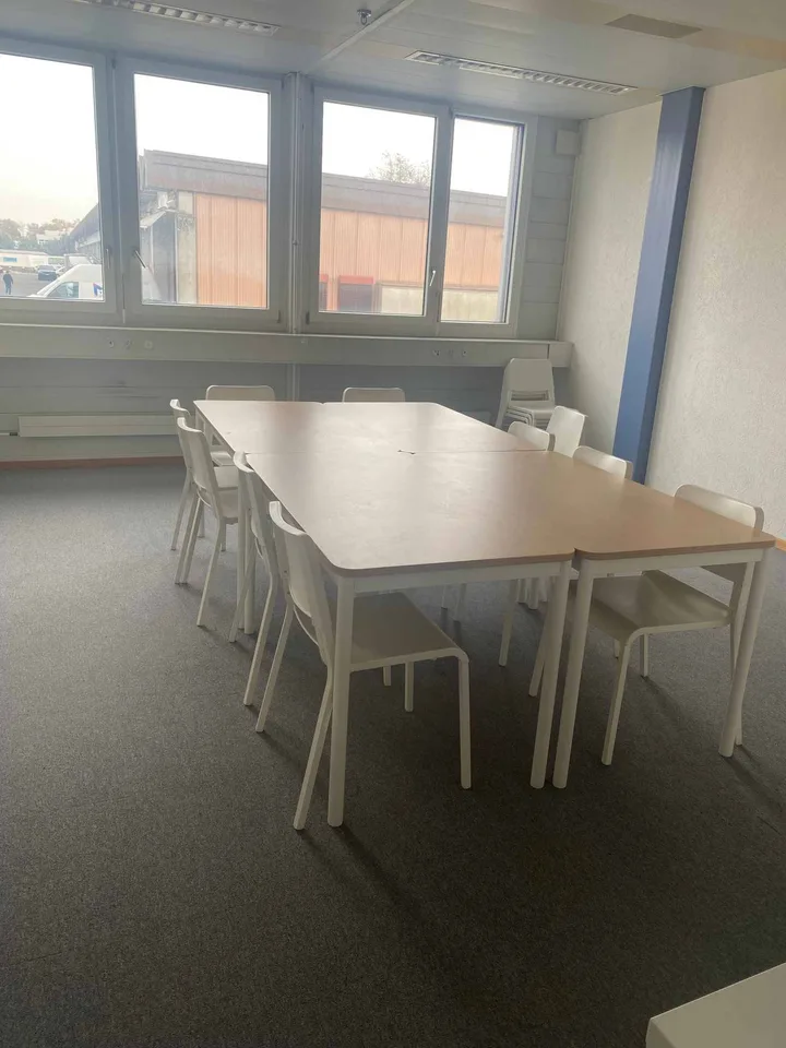Bureau  de 51 m2 au 1er étage Zone FTI