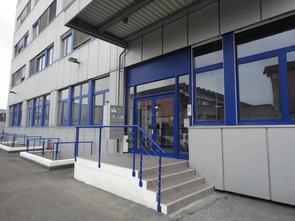 Bureau  de 51 m2 au 1er étage Zone FTI