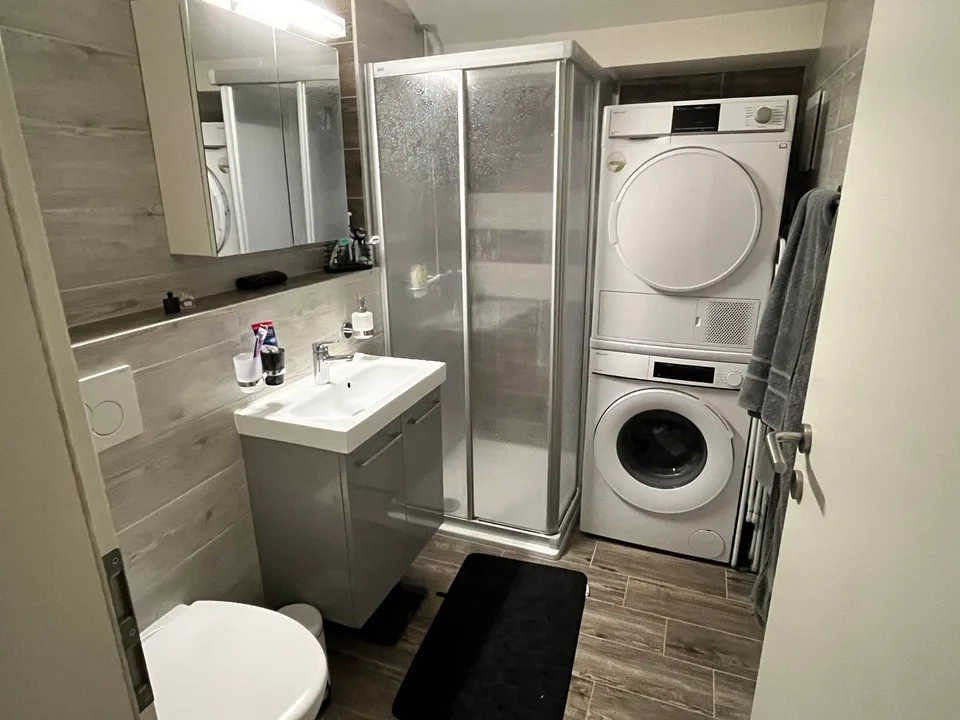 Zu vermieten schönes Apartment in einem kleinen Gebäude