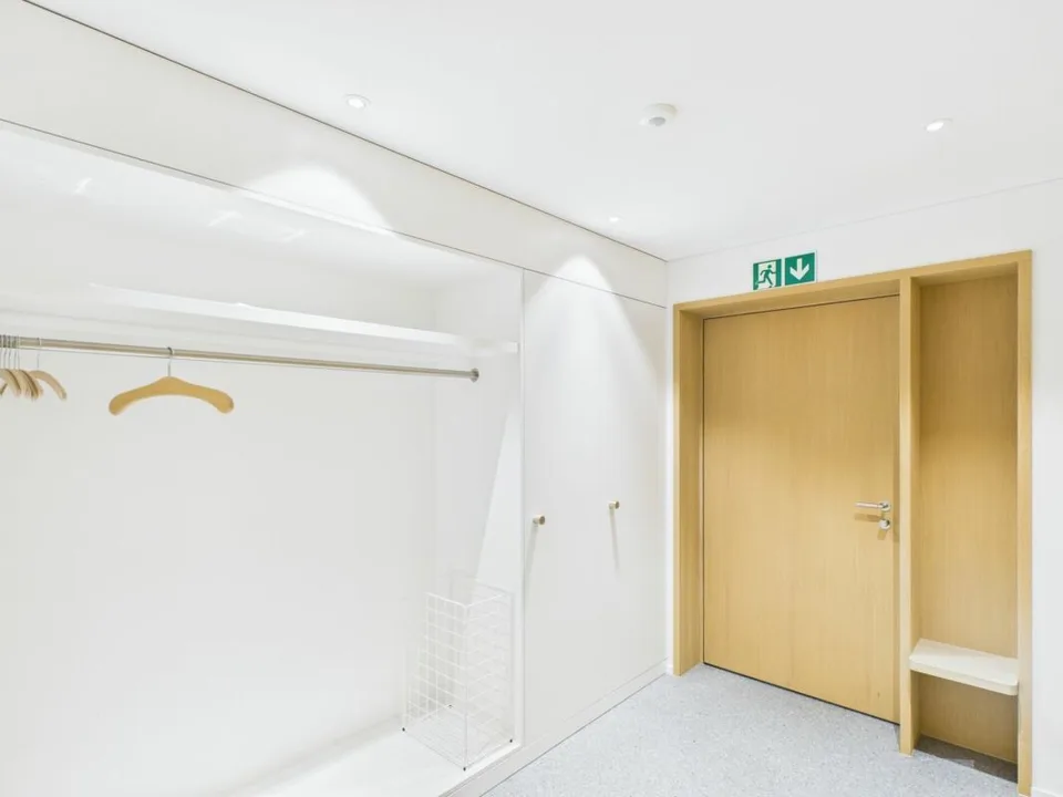 Bureau, atelier ou cabinet – photo 9 sur 11