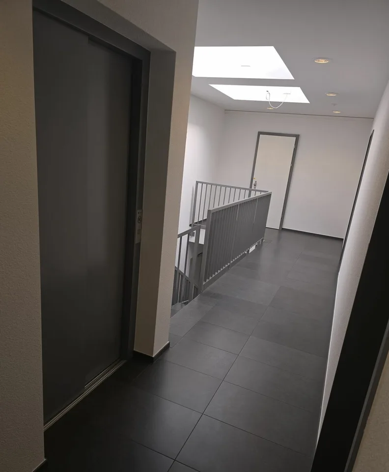 Einzelbüro zu vermieten - Ihr neuer Firmensitz in Altendorf SZ
