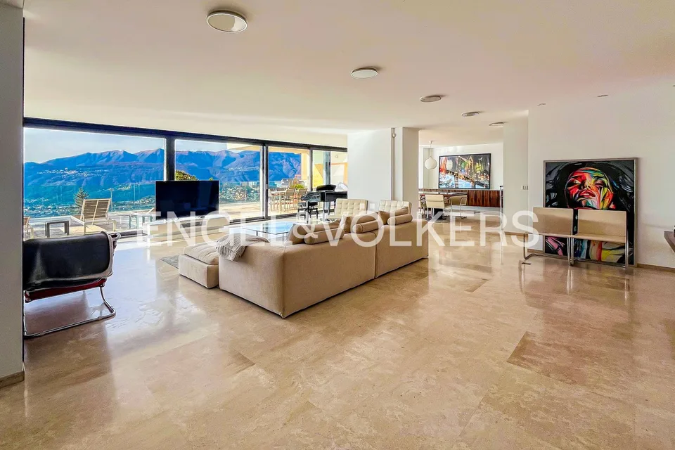 Traum-Duplex - wo contemporary Stil auf Seeblick trifft