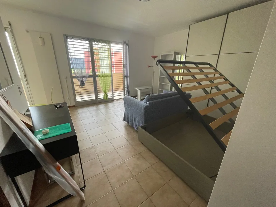 COLDRIERIO - GROßES 1.5 ZIMMER WOHNUNG MIT MOBELN UND TERRASSE