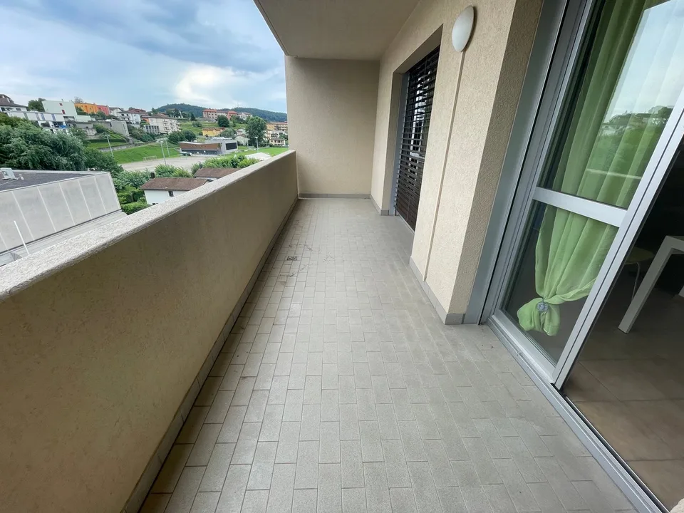 COLDRIERIO - GROßES 1.5 ZIMMER WOHNUNG MIT MOBELN UND TERRASSE