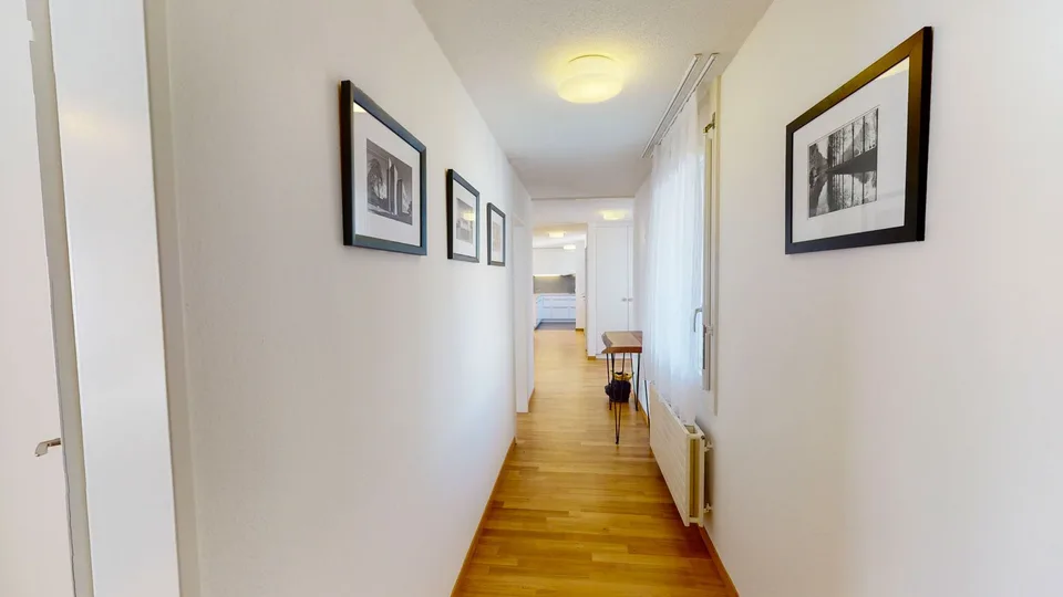 Appartement élégant de 4 pièces meublé avec cheminée et 3 balcons à Zürich Seefeld – photo 24 sur 30