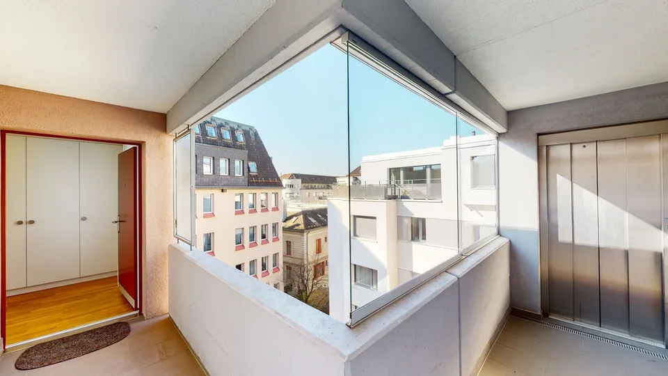 Appartement élégant de 4 pièces meublé avec cheminée et 3 balcons à Zürich Seefeld – photo 10 sur 30