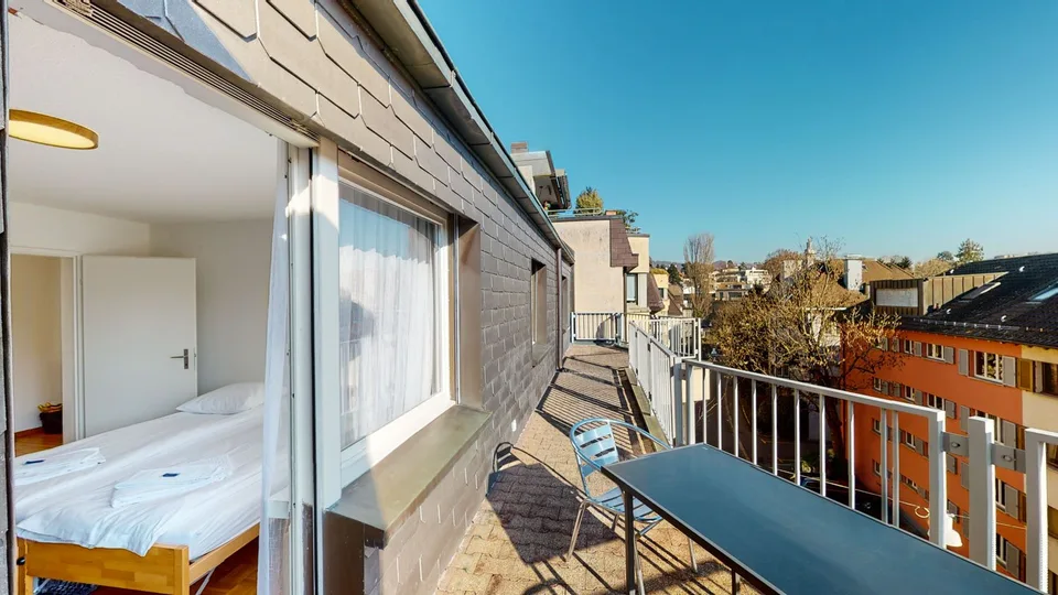 Appartement élégant de 4 pièces meublé avec cheminée et 3 balcons à Zürich Seefeld – photo 22 sur 30