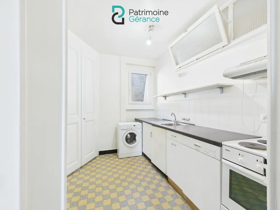 Two-room apartment on the 4th floor