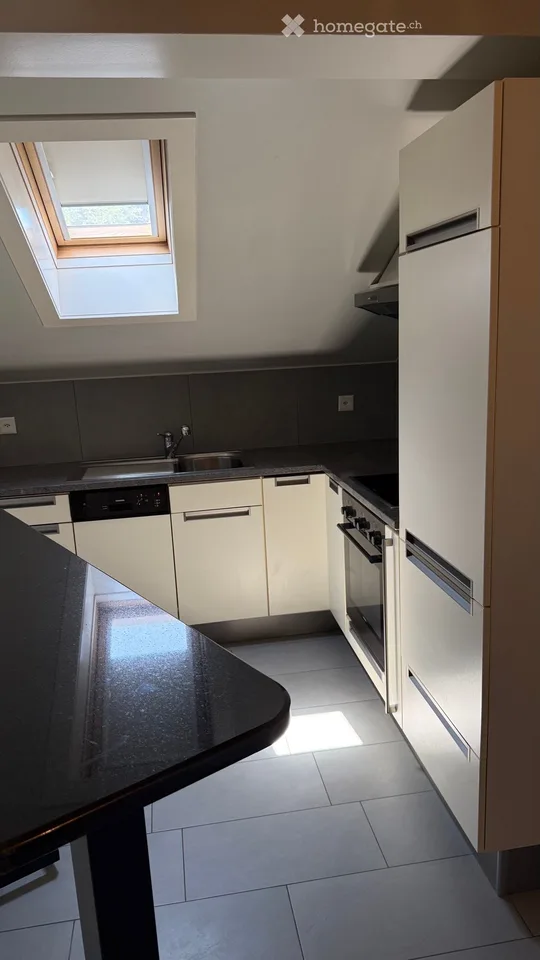 Zweizimmer-Wohnung 65m2 in Untervermietung