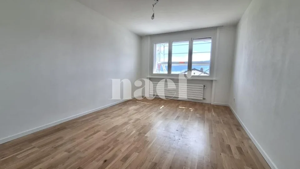 RENOVE - Prächtige, helle 3-Zimmer-Wohnung in Tramelan