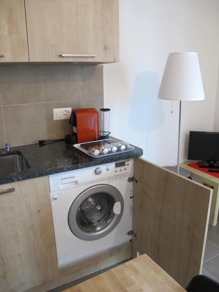 APPARTAMENTO 1.5 LOCALI (37.5 M2 + AMPIA VERANDA ISOLATA DI 17 M2)