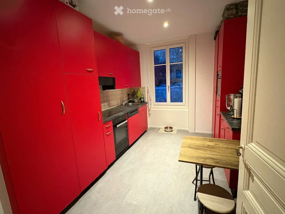 Charmante 4.5-Zimmer-Wohnung mit Seeblick am Quai Max-Petitpierre