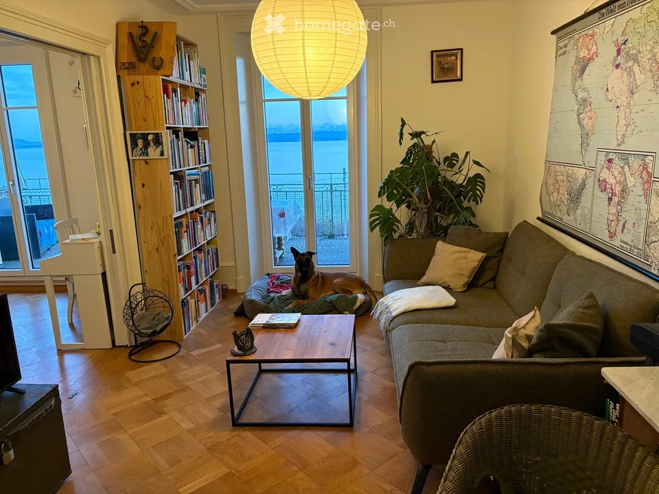 Charmante 4.5-Zimmer-Wohnung mit Seeblick am Quai Max-Petitpierre